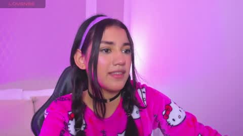 C R I S T I N online show from April 5, 2:49 pm