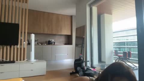 cristinabrunete online show from June 29, 10:15 am