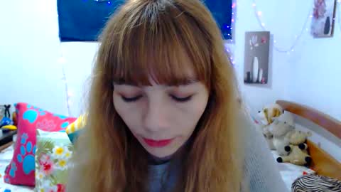 cristinewinter online show from April 18, 10:42 pm