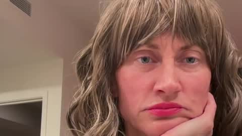 CruellaCuck online show from April 18, 5:21 am