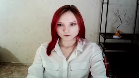 crystal_carnation online show from May 21, 7:28 am