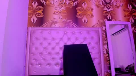   online show from February 22, 7:54 pm