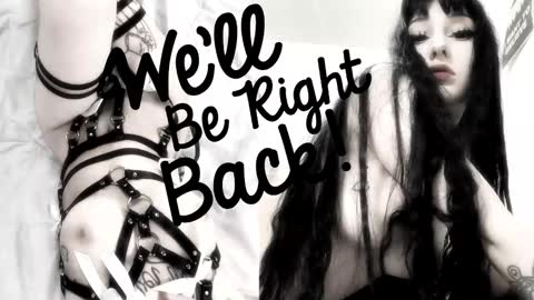 Sasha    Make me moan with patterns   good music here  online show from March 9, 3:15 pm