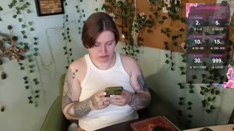 Chris online show from September 15, 3:48 am