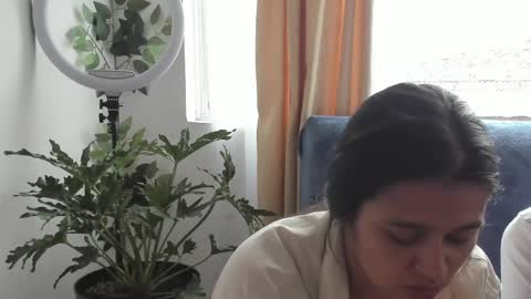 Leonela online show from April 6, 6:53 pm