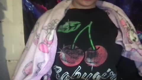 Angela online show from December 10, 4:27 pm