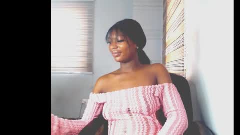 cumebony_petit online show from February 6, 2:42 pm