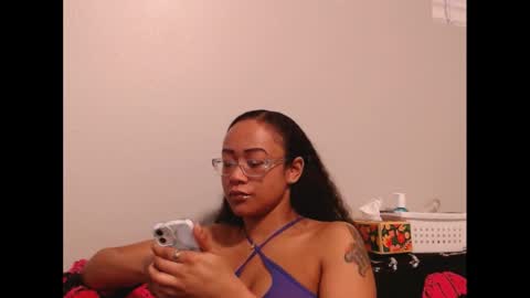 Nia Reese online show from February 22, 1:28 am