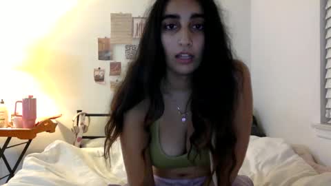 cumslutzara online show from December 2, 7:10 am