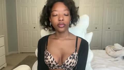 Anna online show from October 26, 2:45 pm