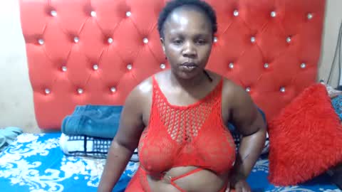 curveass93 online show from July 7, 1:19 am