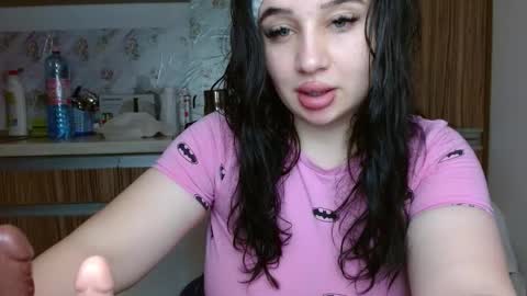 curvybombb online show from November 8, 8:36 pm