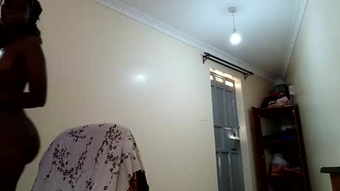 Zozo online show from February 12, 12:51 pm