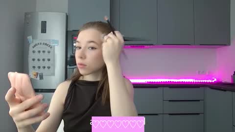 Amanda online show from November 12, 11:30 am