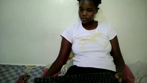 cute_heaven online show from October 19, 11:12 am