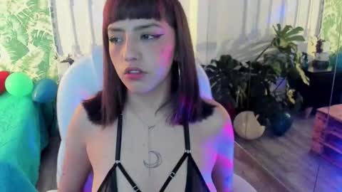 Sofa  online show from January 15, 8:15 pm