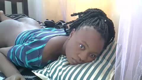 cute_savanna online show from February 22, 4:29 am