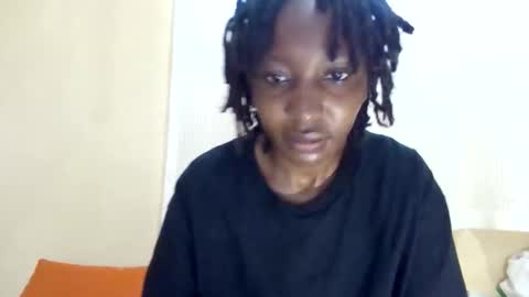 Snapshot of cute_xeniah chatting on October 10, 5:23 am cute_xeniah online show from October 10, 5:23 am