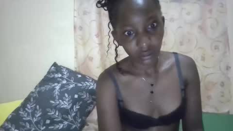 Snapshot of cute_xeniah chatting on September 29, 11:10 pm cute_xeniah online show from September 29, 11:10 pm