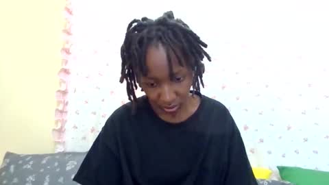 Snapshot of cute_xeniah chatting on October 11, 8:41 am cute_xeniah online show from October 11, 8:41 am