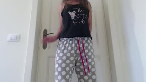 Anne-Marie  online show from October 18, 9:12 am