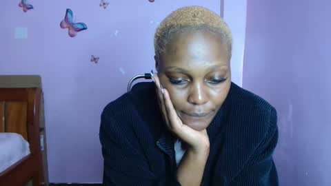 cutebuu online show from April 19, 4:07 pm