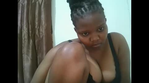 Snapshot of cuteebony2 chatting on October 22, 2:05 am Sheila online show from October 22, 2:05 am