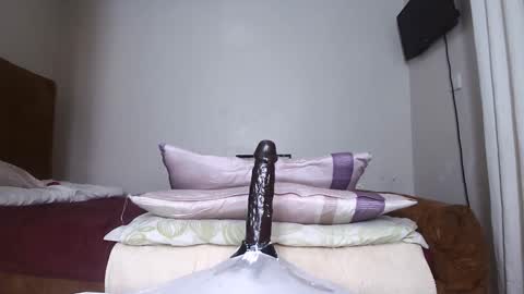 cutegal23465269 online show from April 18, 11:26 pm