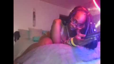 mary mack online show from March 26, 2:47 am