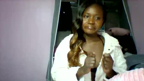 Snapshot of cutezola chatting on October 20, 5:32 am cutezola online show from October 20, 5:32 am