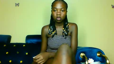 cutieplush online show from April 5, 8:19 pm