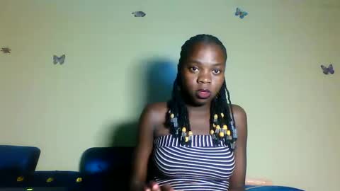 cutieplush online show from April 12, 7:38 pm