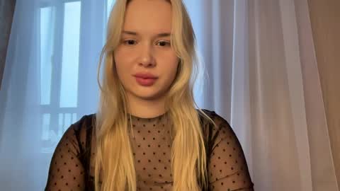 Chloe online show from April 19, 12:43 am