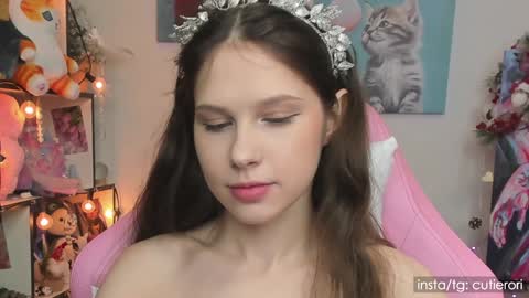 Rori  Instagram cutierori  online show from January 13, 7:11 am