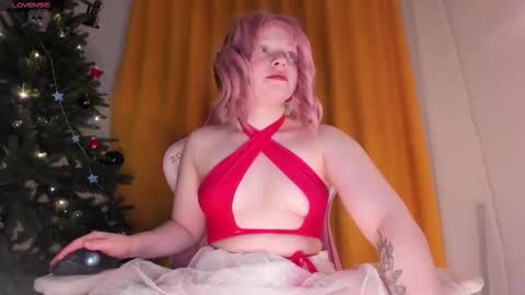 CutieSue online show from January 12, 2:17 am