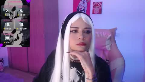     online show from February 11, 5:20 am