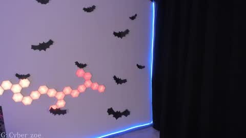  cyber zoe   online show from November 7, 10:25 pm