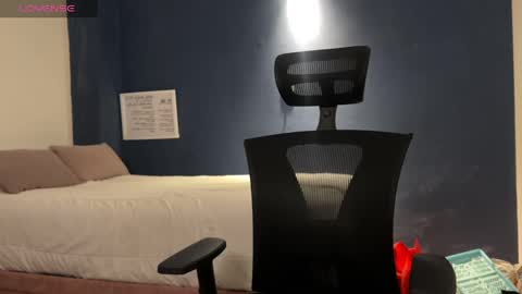 cyborgmuse online show from May 8, 7:00 am