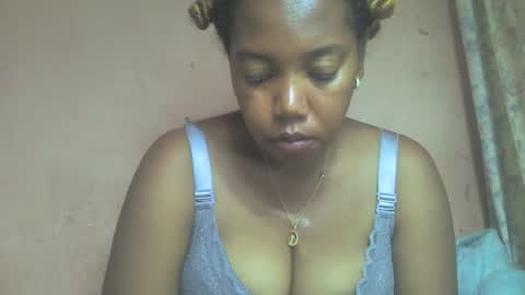 Cynthia9794 online show from April 15, 9:48 pm