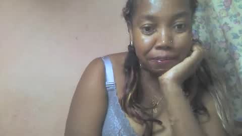 Cynthia9794 online show from April 3, 1:20 pm