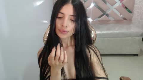 CINTIA ARAUJO online show from November 27, 3:42 am