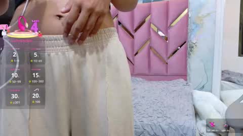 Snapshot of daddyissuesss_ chatting on September 29, 7:30 pm JAZMIN online show from September 29, 7:30 pm