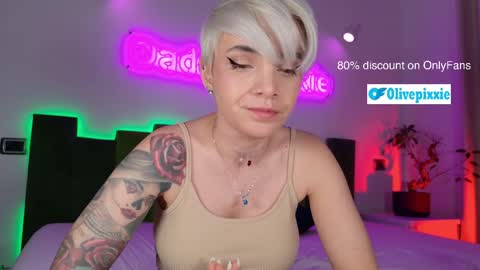 daddyspixxie online show from April 10, 6:03 pm