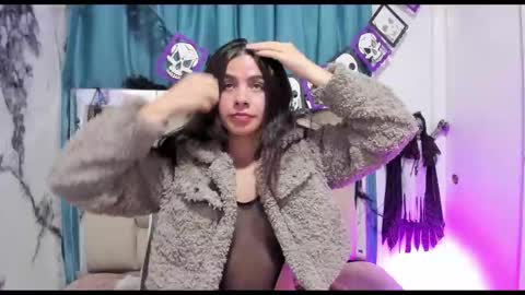 dafne_quenn online show from October 29, 1:37 pm