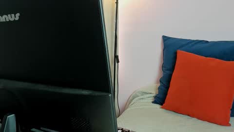 dafnemel online show from February 25, 1:09 pm