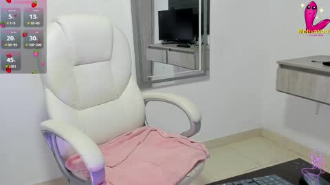 Dahian  online show from October 1, 12:10 pm