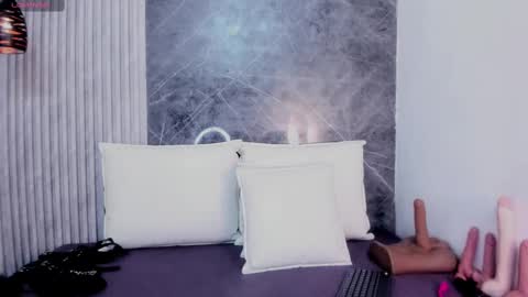  Dahiana   online show from October 1, 11:48 am