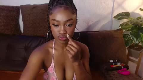 DAHYAN online show from December 19, 3:15 pm