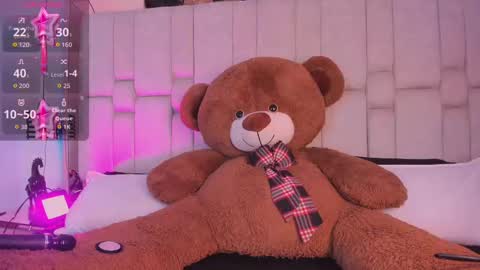 Snapshot of daia_ortiz chatting on September 18, 6:39 pm Daia Ortiz online show from September 18, 6:39 pm