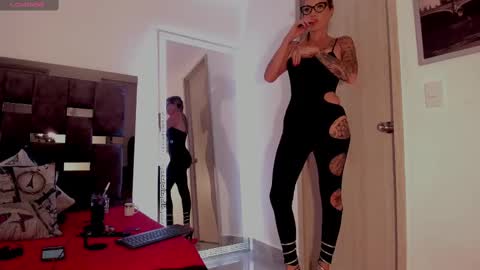 Snapshot of daila_jonnes chatting on February 21, 7:21 pm D A I L A online show from February 21, 7:21 pm
